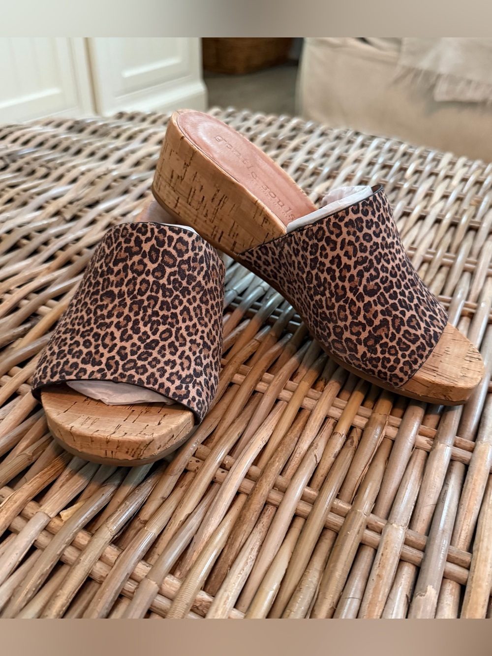 New - Kenneth Cole Gentle Souls Gisele Slide Leopard Wedge Sandals- size 6.5